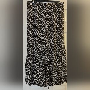 Torrid Daisy Print Women's Pamts